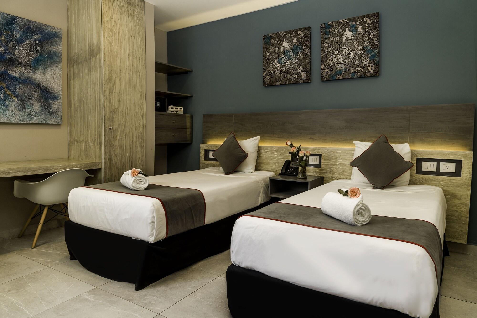 Bfh Attraction Deluxe Hotel Playa del Carmen Bagian luar foto