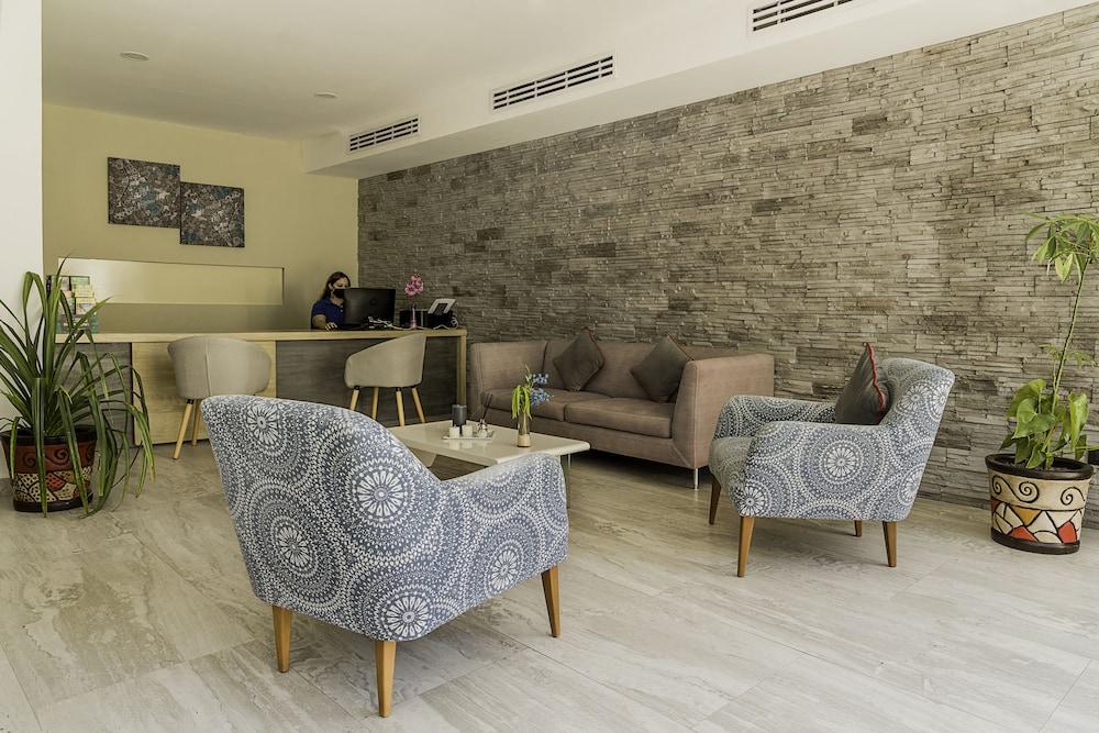 Bfh Attraction Deluxe Hotel Playa del Carmen Bagian luar foto